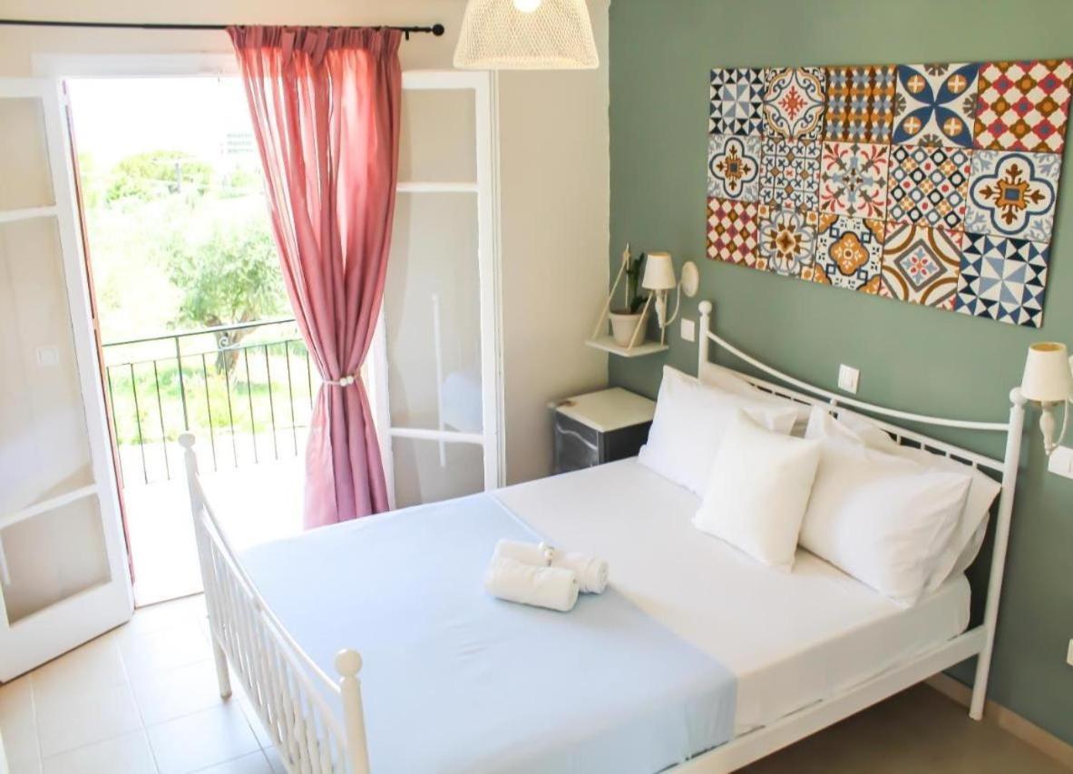 Braziliana Apartments Dassia  Esterno foto